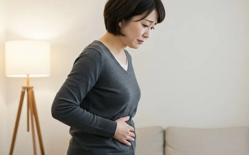 「更年期に太る理由を徹底解説｜体型変化の対策で痩せる」のアイキャッチ画像